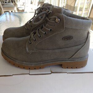 LUGZ Mantle Mid women's size 9 Grey desert style boots slip resistant mid weight